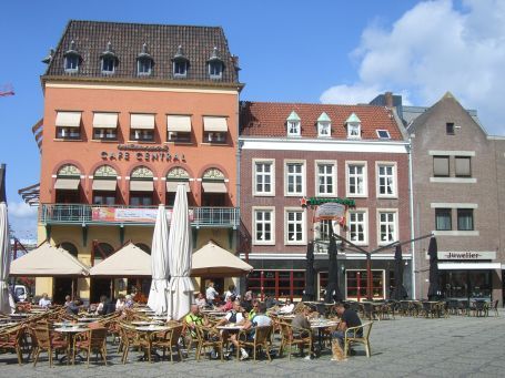 Venlo : Diese Gebäude stehen direkt am Markt